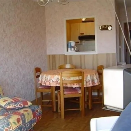 아파트 Boulevard Castelnau 1 *